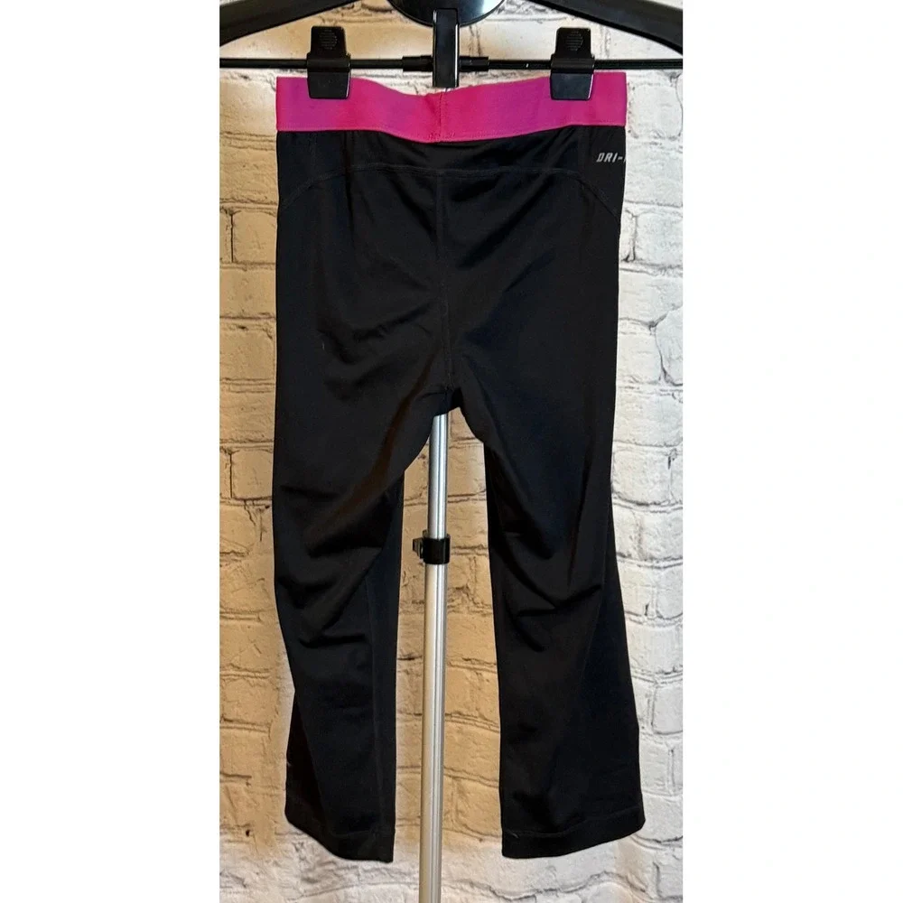 Nike Pro Dri-FIT Black Pink Crop Leggings Capri‎ Pants Womens XS